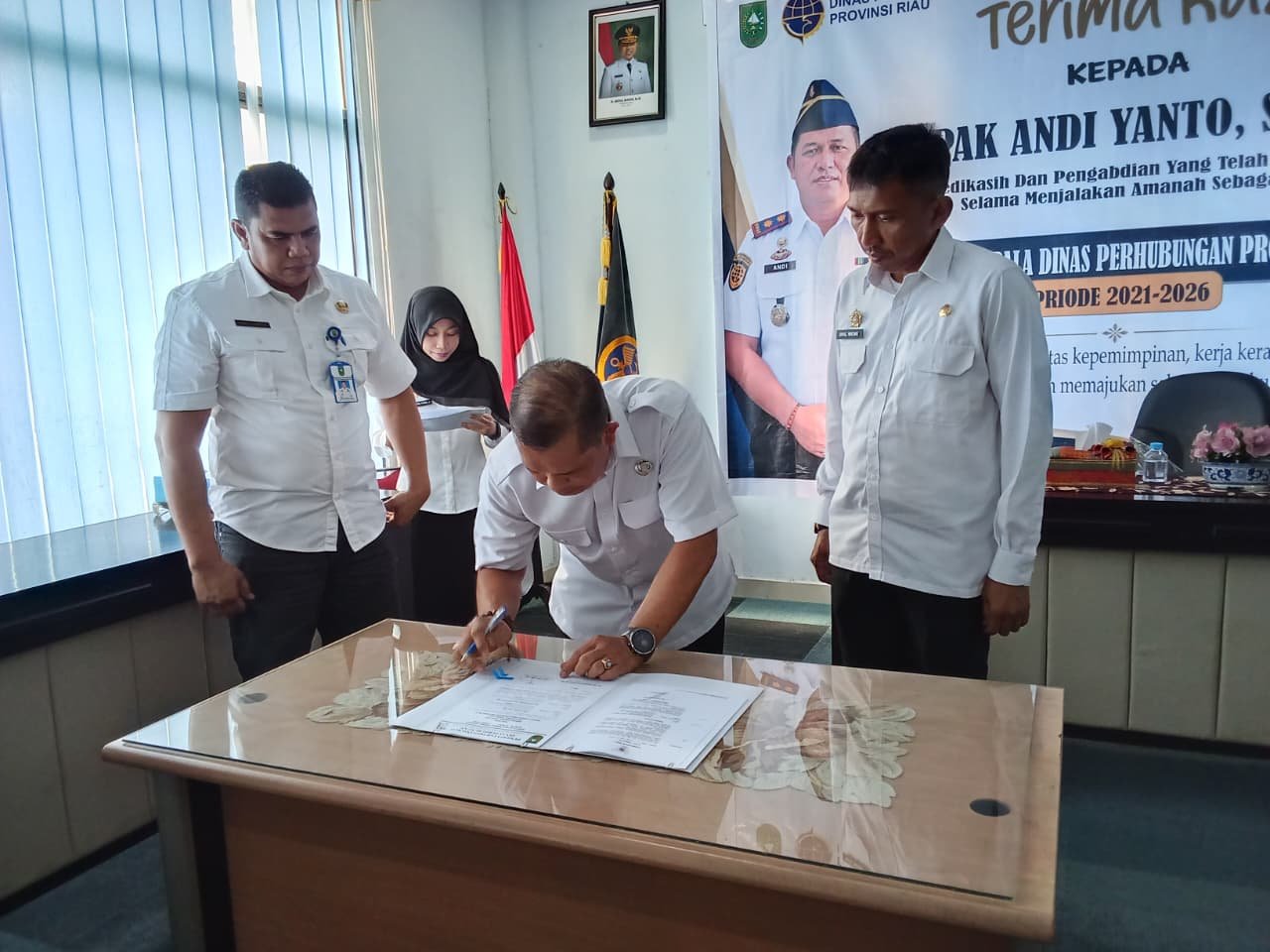 Resmi Sertijab, Sri Sadono Siap Jalankan Amanah Sebagai Plt Kadishub Riau
