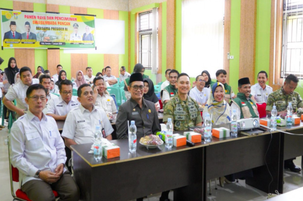 Melalui Zoomeeting, Pemkab Kampar Ikuti Panen Raya Bersama Presiden RI, Dukung Penuh Swasembada Pangan