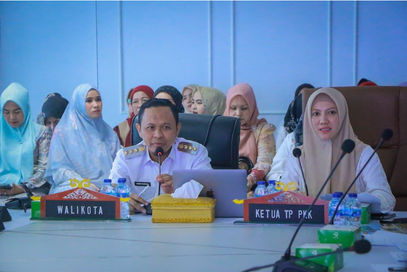 Wali Kota Pekanbaru Pastikan Tidak Ada PHK THL, Fokus Pulihkan Ekonomi