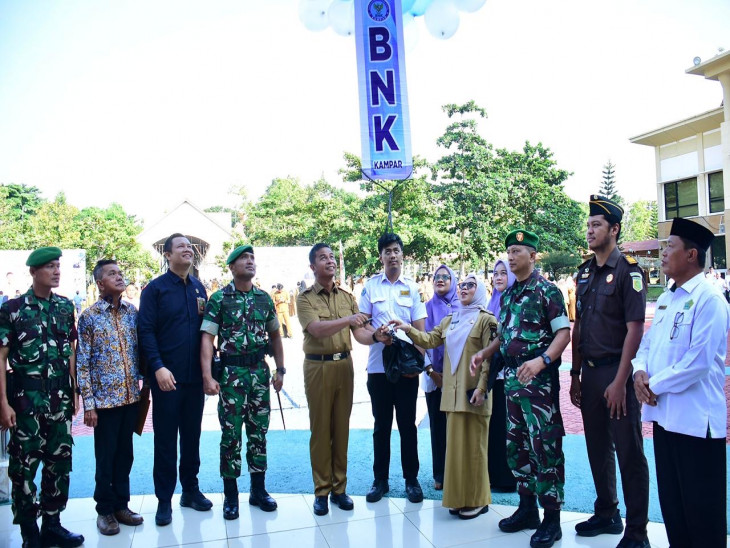 Peringati Harganas Ke-33 dan Hari Anti Narkotika Internasional, Bupati Kampar Ajak Wujudkan keluarga berkualitas, Indonesia kuat dan SDM unggul
