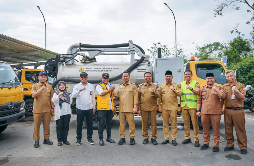 Pemko Pekanbaru Terima Hibah Peralatan IPAL Senilai Rp7,9 Miliar, Wako Agung Ucapkan Terimakasih ke Menteri PUPR