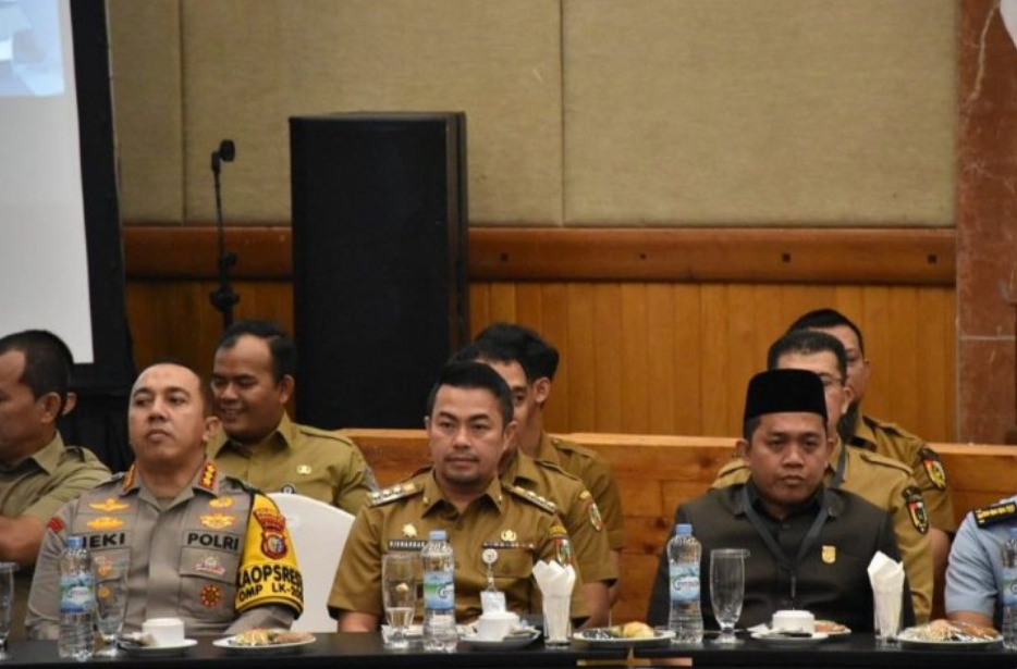 Ketua DPRD Pekanbaru Muhammad Isa Lahamid Hadiri Pengundian Nomor Urut Calon Wali Kota 2024