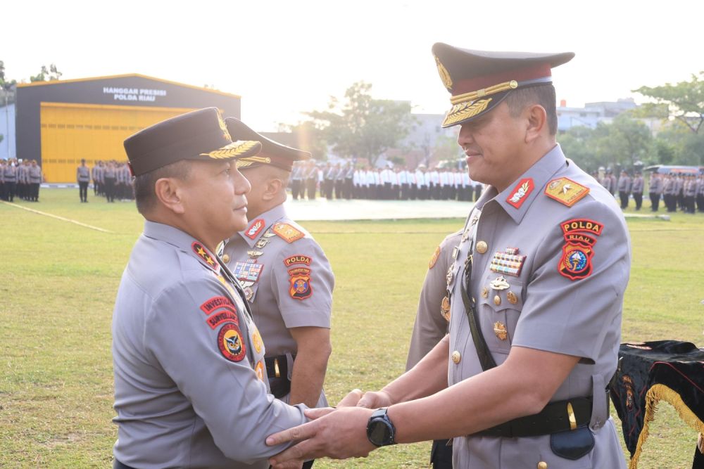 Duet Maut Pembasmi Preman: Brigjen Hengki Haryadi Resmi Dampingi Irjen Herry Heryawan