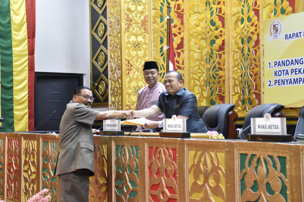 DPRD Pekanbaru Gelar Paripurna Ranperda Pengerustamaan Gender