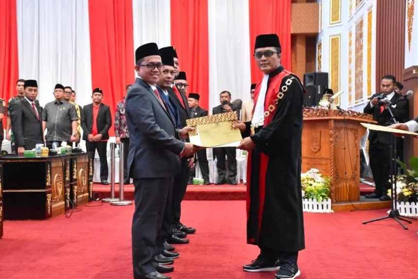 Rapat Paripurna Pelantikan Pimpinan Anggota DPRD Kota Pekanbaru Periode 2024-2029