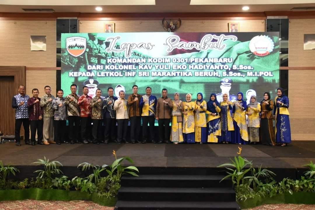 Ketua DPRD Kota Pekanbaru Hadiri Pisah Sambut Dandim 0301/Pekanbaru