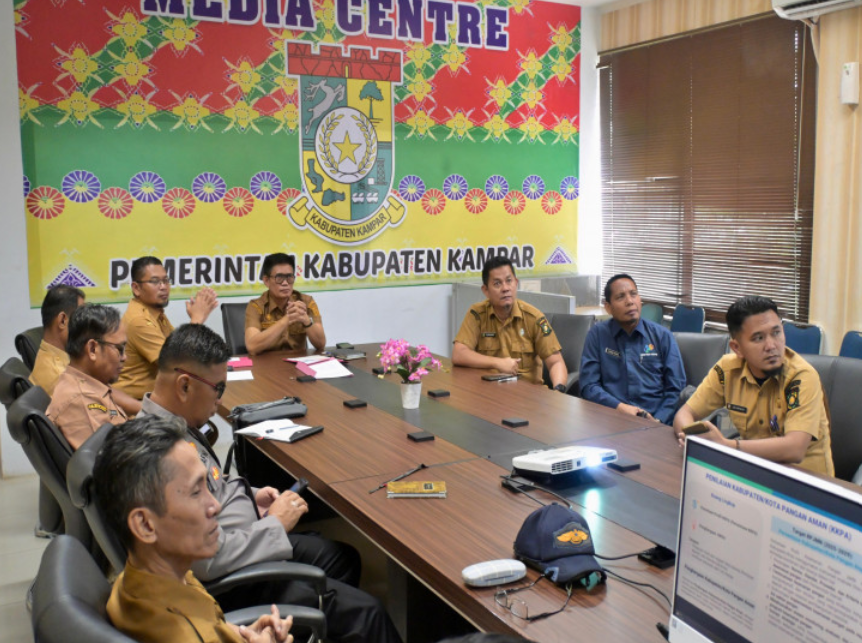 Pemerintah Kabupaten Kampar Ikuti Rakor Pengendalian Inflasi dan Evaluasi Program Strategis Nasional Bersama Mendagri